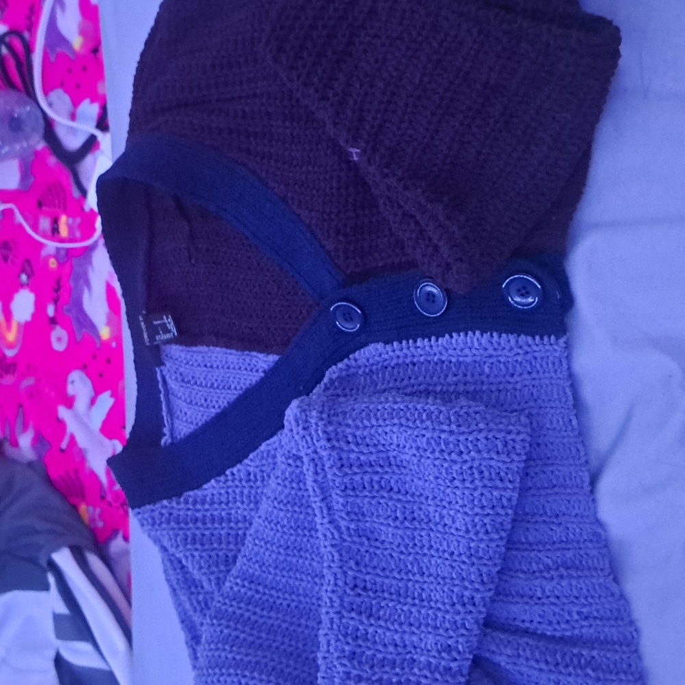 Knitted purple shirt